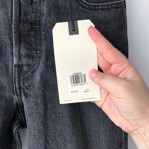 NWT Levi’s Black Ribcage Flare Jeans - Picture 4 of 5